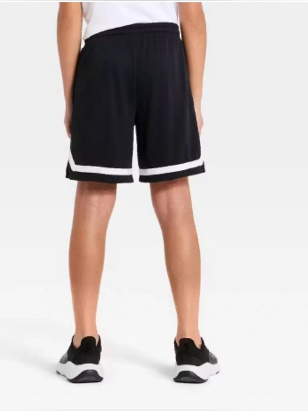 All In Motion  Boys “At The Knee” Black Court Active Mesh Shorts L 10/12